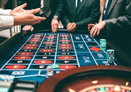 Studio live baccarat 4d slot dengan dealer profesional dan multi-camera setup